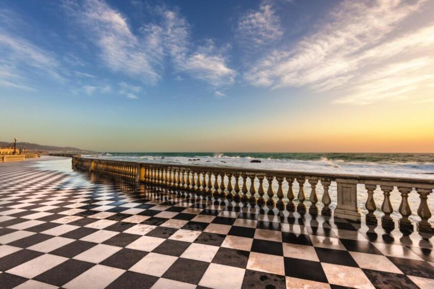 Nice Place Livorno Bagian luar foto